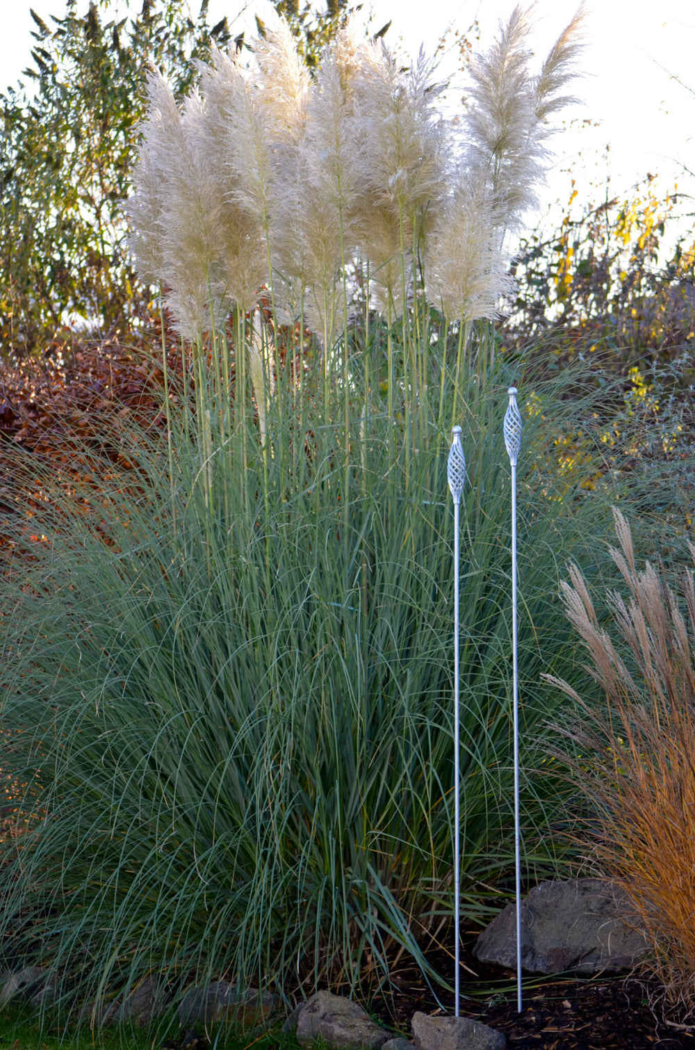 Gartenstecker Vicenza im Set in feuerverzinkt n einem Garten Gartenstecker Vicenza im Set in feuerverzinkt n einem Garten